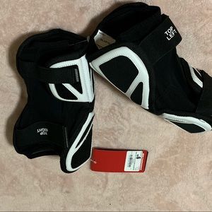 Elbow protection during batting youth with tags